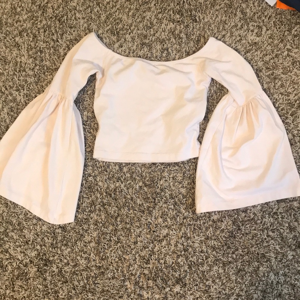 Light pink bell arm top